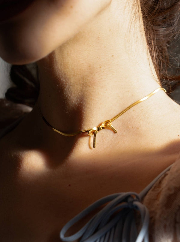 Bow Peep Choker / Necklace - Peter and June - Hyperbole