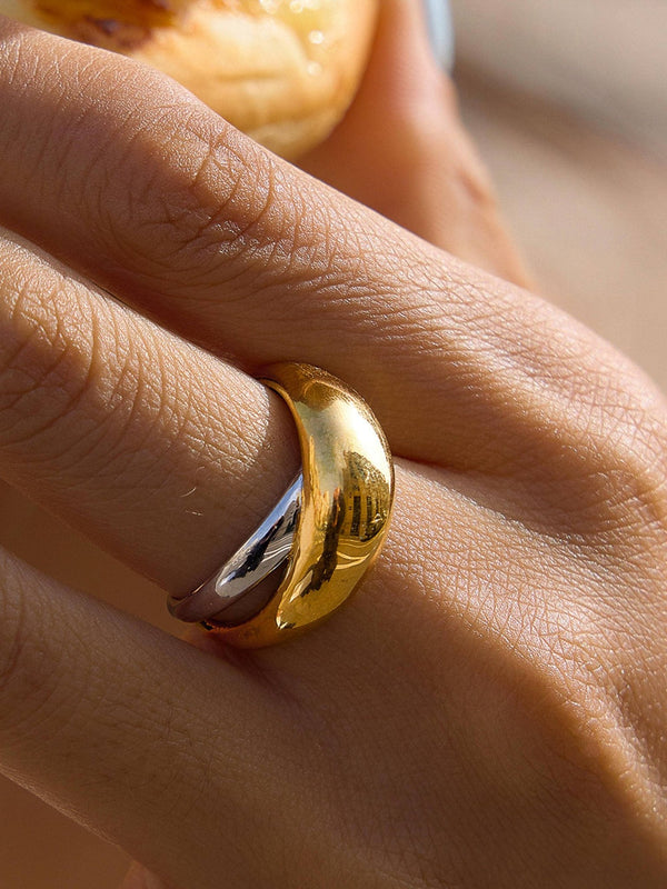 Flânerie by MAIQ - Almare 18K Gold Non-Tarnish Two Tone Dome Band Ring - Hyperbole