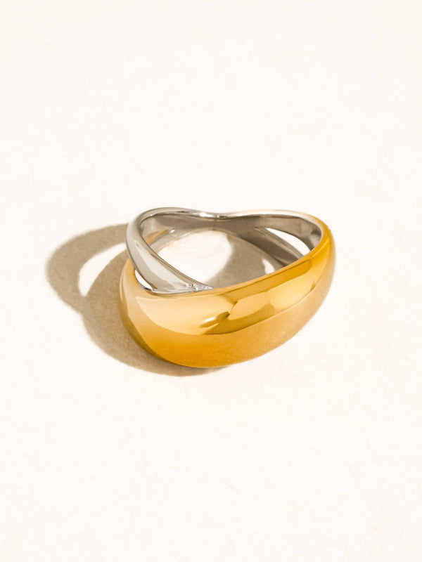 Flânerie by MAIQ - Almare 18K Gold Non-Tarnish Two Tone Dome Band Ring - Hyperbole