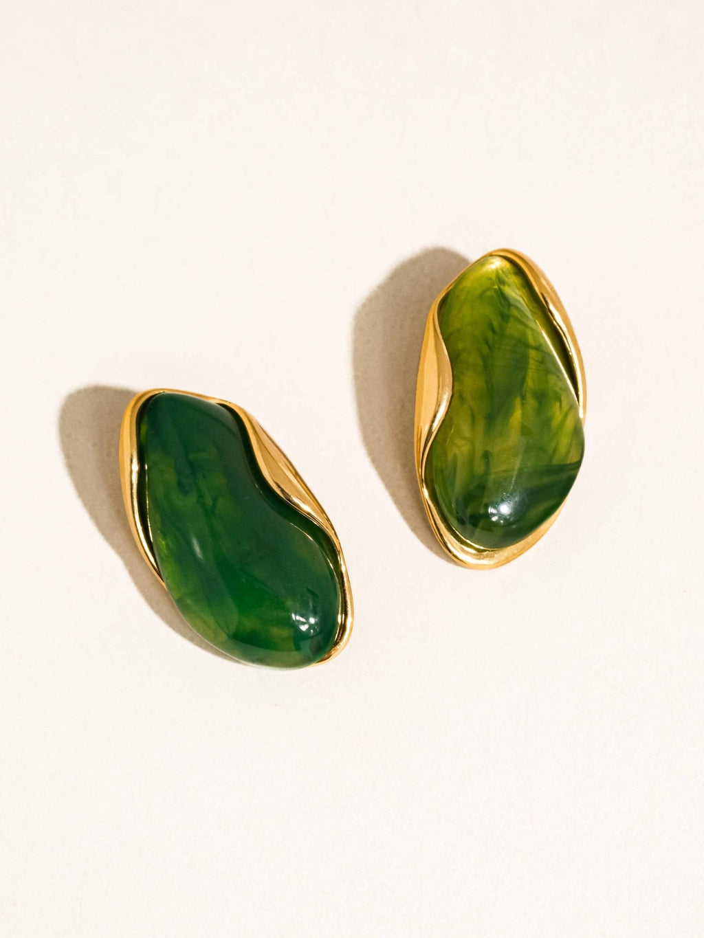 Flânerie by MAIQ - Maélie 18K Gold Non-Tarnish Resin Drop Earrings - Hyperbole