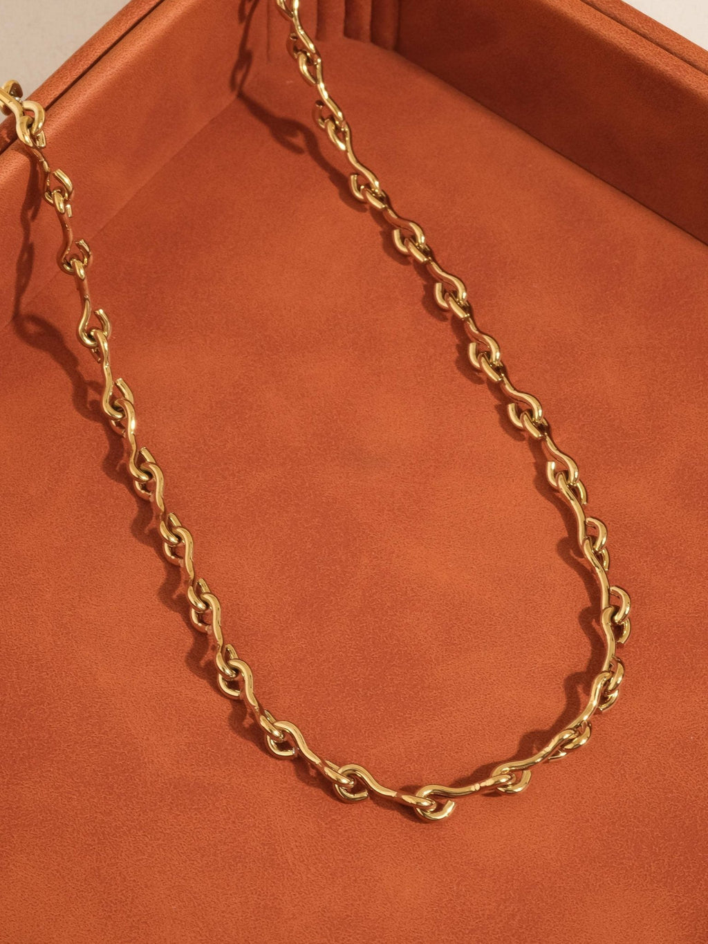 Flânerie by MAIQ - Merritt 18K Gold Non-Tarnish Chain Necklace - Hyperbole
