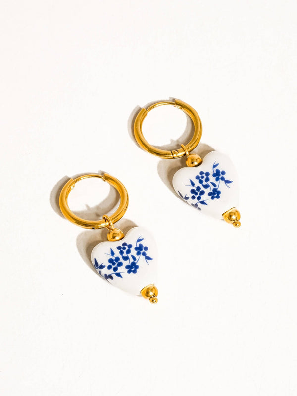 Flânerie by MAIQ - Yun 18K Gold Non-Tarnish Ceramic Floral Heart Earring - Hyperbole