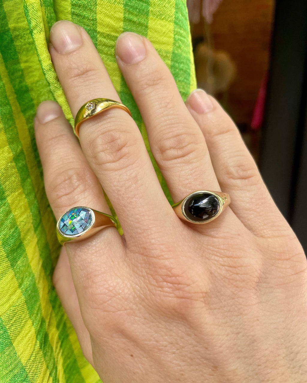 Black Onyx Signet Ring - Podobena - Hyperbole