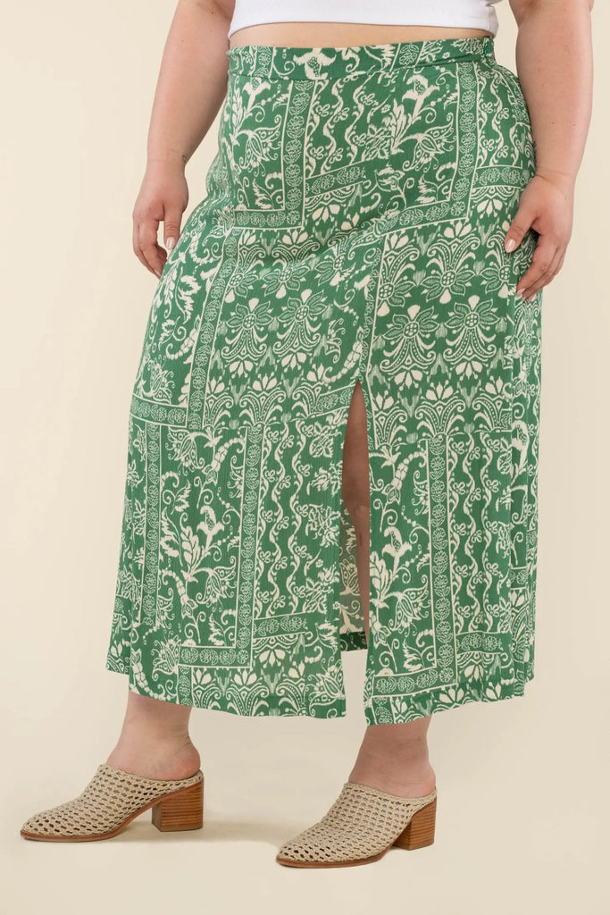 Elara Skirt (Sizes Small-3X) - Hyperbole